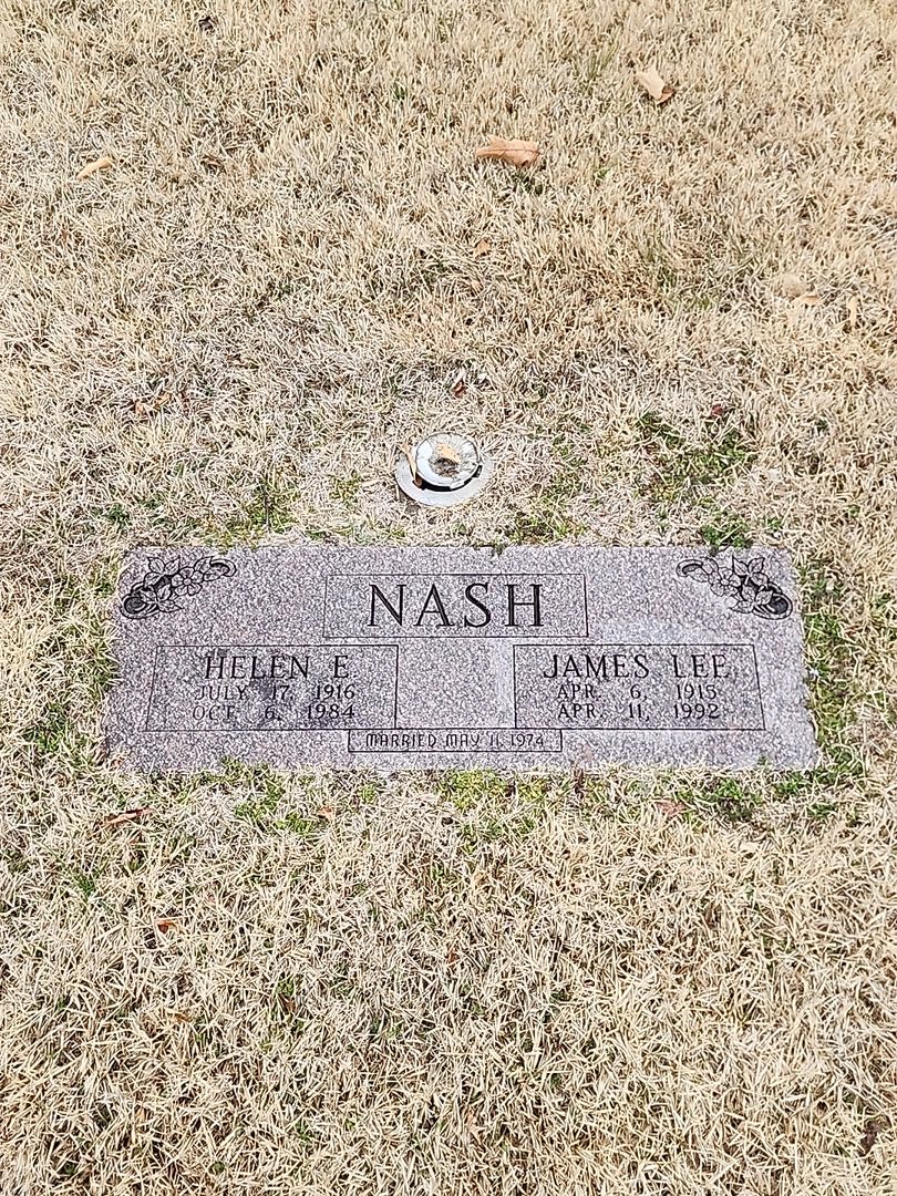 Helen E. Nash's grave. Photo 1