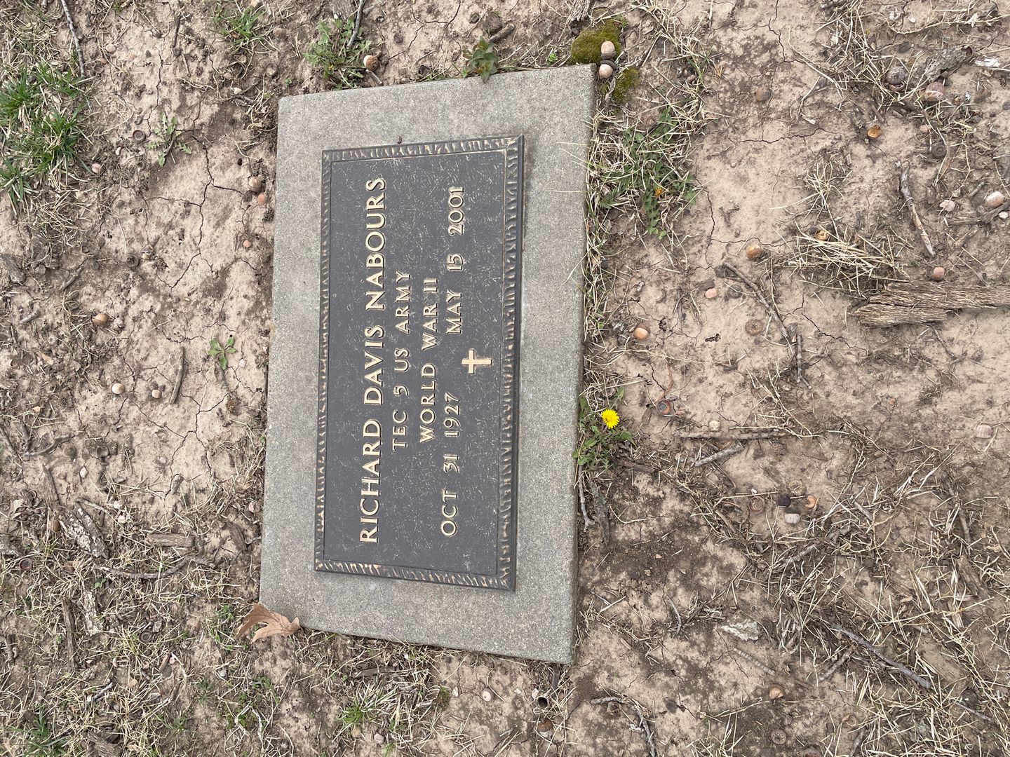 Richard Davis Nabours's grave. Photo 1