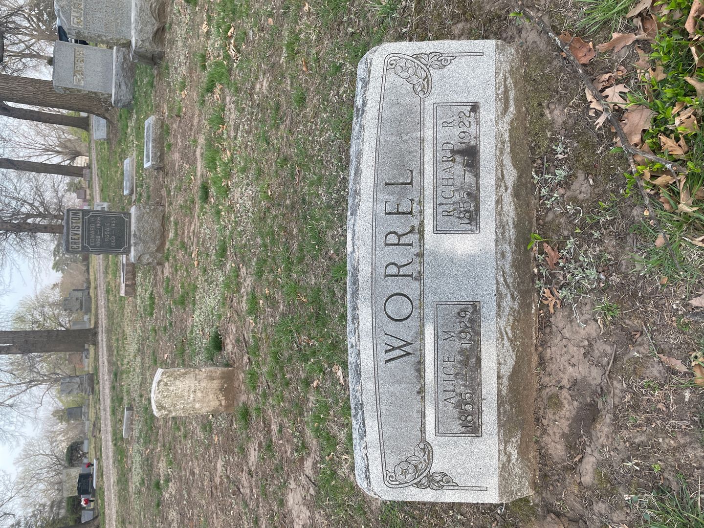 Mildred E. Vail's grave. Photo 1