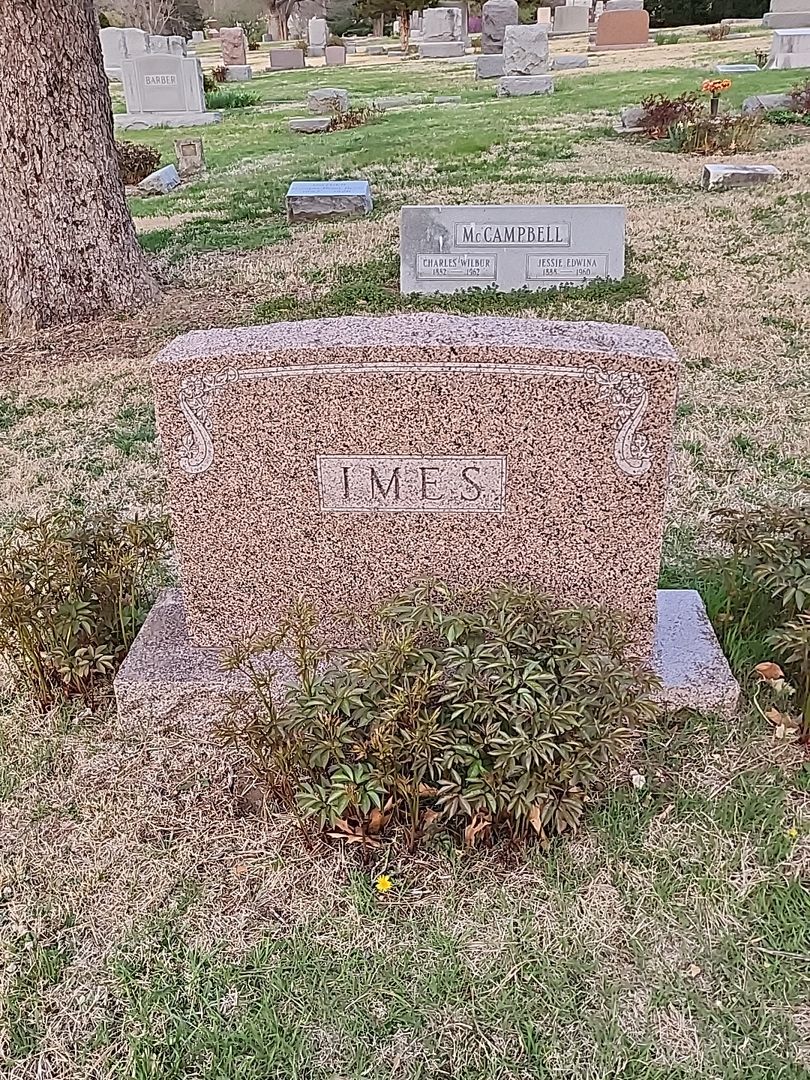 Grace Allen Imes's grave. Photo 1