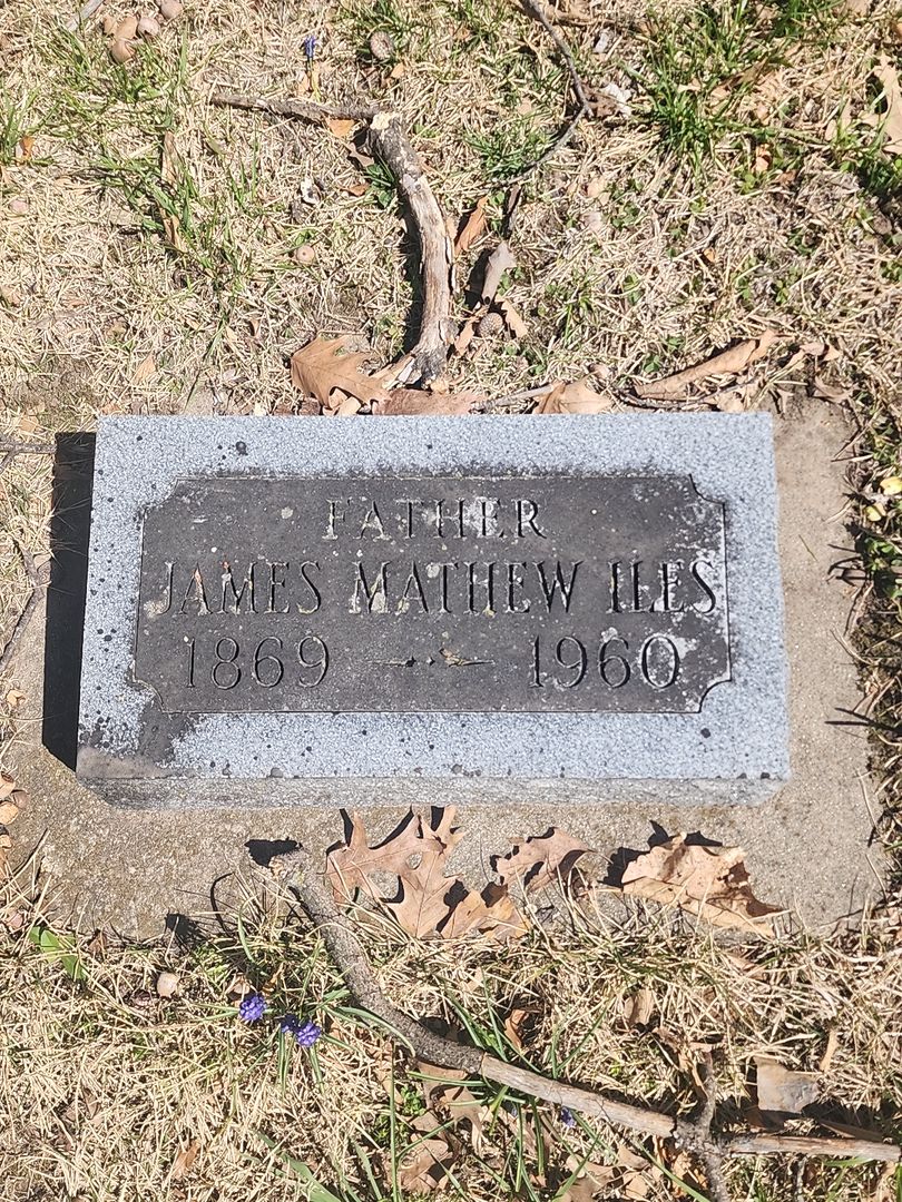 Flora Belle Iles's grave. Photo 1