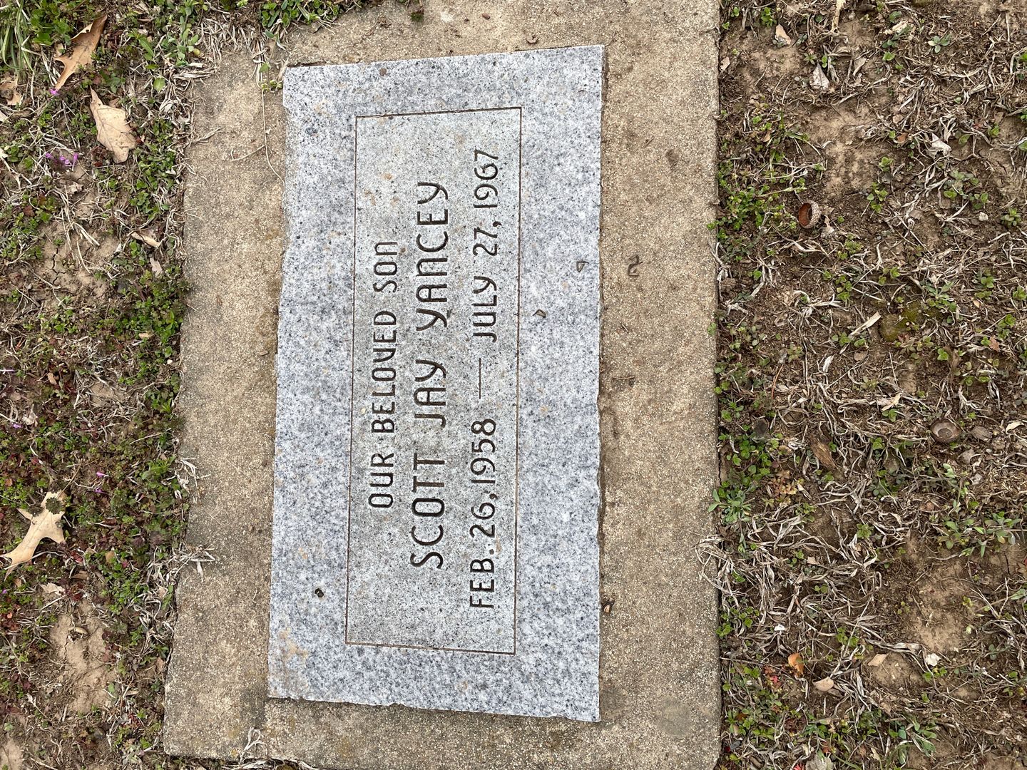 Scott Jay Yancey's grave. Photo 1