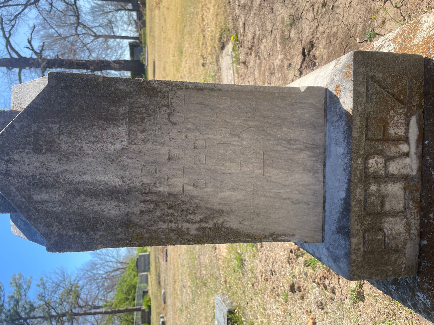 Urbana Gallegoz Perez's grave. Photo 1