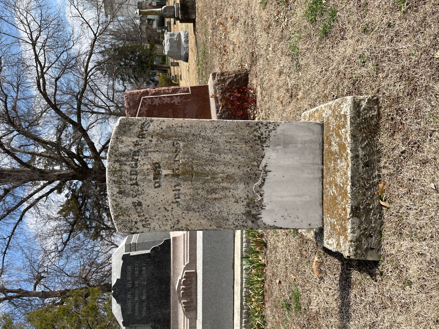 E. H. Ulrich's grave. Photo 1